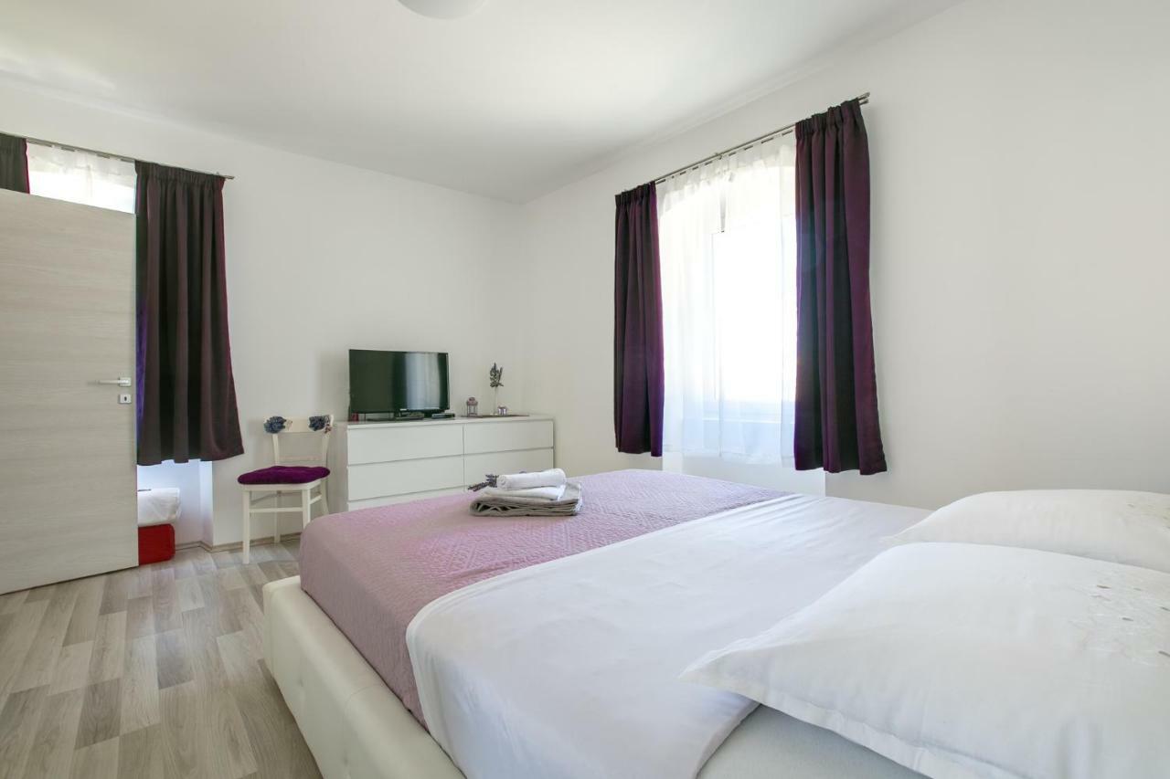 Apartment Maja Пула Экстерьер фото